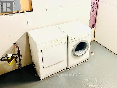 A - 194 Fairview Avenue, Toronto, ON - Indoor Photo Showing Laundry Room