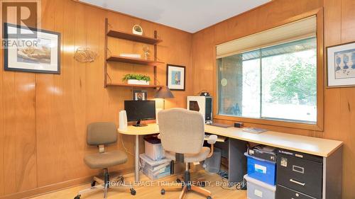 24 Longbow Place, London, ON - Indoor Photo Showing Office