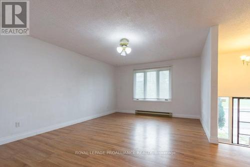 60 Catharine Street, Belleville, ON - Indoor Photo Showing Other Room