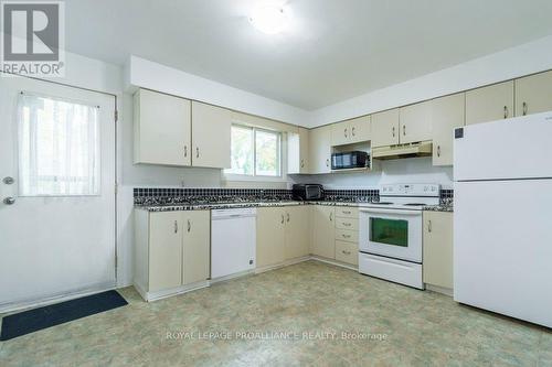 60 Catharine Street, Belleville, ON - Indoor Photo Showing Kitchen