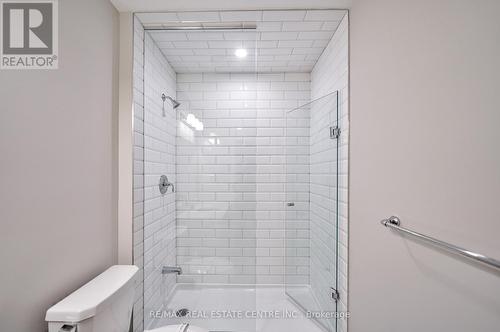 302 - 480 Gordon Krantz Avenue, Milton, ON - Indoor Photo Showing Bathroom