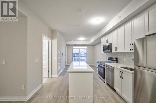 302 - 480 Gordon Krantz Avenue, Milton, ON - Indoor Photo Showing Kitchen