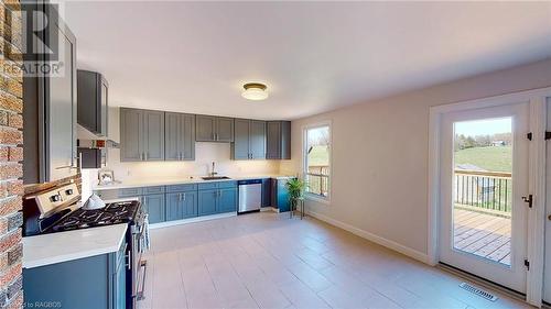 617159 Grey Road 29, Meaford, ON - Indoor Photo Showing Kitchen