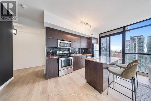 3407 - 55 Bremner Boulevard, Toronto, ON - Indoor Photo Showing Kitchen With Stainless Steel Kitchen