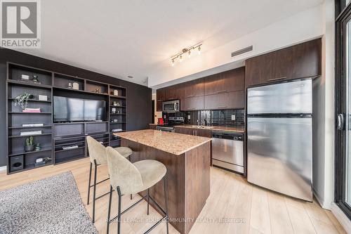 3407 - 55 Bremner Boulevard, Toronto, ON - Indoor Photo Showing Kitchen With Stainless Steel Kitchen