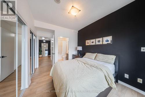 3407 - 55 Bremner Boulevard, Toronto, ON - Indoor Photo Showing Bedroom