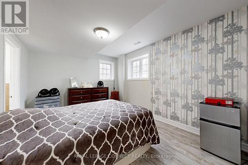 1616 Docking Court, Oshawa, ON - Indoor Photo Showing Bedroom