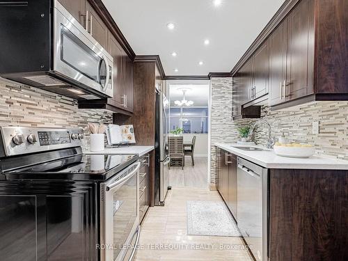 2002-100 Antibes Dr, Toronto, ON - Indoor Photo Showing Kitchen With Upgraded Kitchen