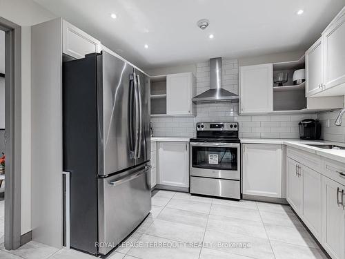 2002-100 Antibes Dr, Toronto, ON - Indoor Photo Showing Kitchen