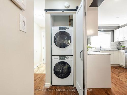 4-3011 Centennial Dr, Burlington, ON - Indoor Photo Showing Laundry Room