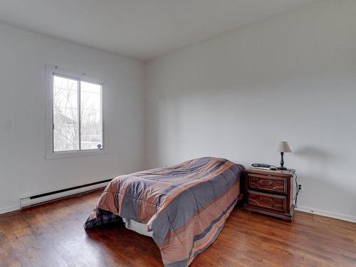 Chambre Ã  coucher principale - 8 Place Des Hirondelles, Laval (Duvernay), QC - Indoor Photo Showing Bedroom