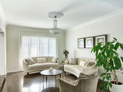 Salon - 9034 Crois. Richmond, Brossard, QC - Indoor Photo Showing Living Room