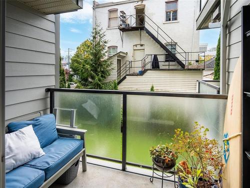 209-827 North Park St, Victoria, BC - Outdoor With Balcony With Exterior