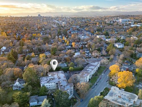 203-1400 Newport Ave, Oak Bay, BC - Outdoor With View