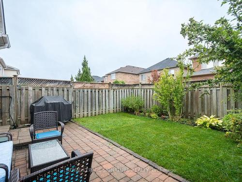 36 Dills Cres, Milton, ON - Outdoor