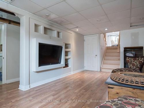 815 Cedarbrae Ave, Milton, ON - Indoor Photo Showing Living Room With Fireplace