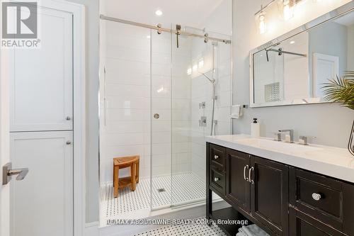 363 Walton Street, Oakville, ON - Indoor Photo Showing Bathroom