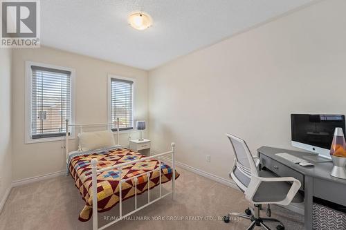 8 Pollock Avenue, Brock, ON - Indoor Photo Showing Other Room