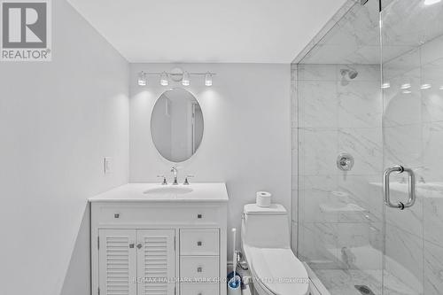 8 Pollock Avenue, Brock, ON - Indoor Photo Showing Bathroom