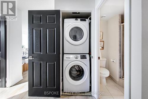 2702 - 30 Grand Trunk Crescent, Toronto, ON - Indoor Photo Showing Laundry Room