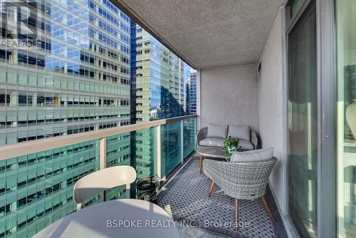 2702 - 30 Grand Trunk Crescent, Toronto, ON - Outdoor With Exterior