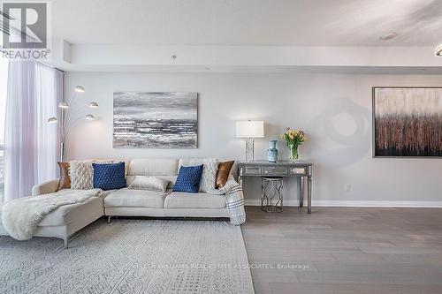 1003 - 59 Annie Craig Drive, Toronto, ON - Indoor Photo Showing Living Room