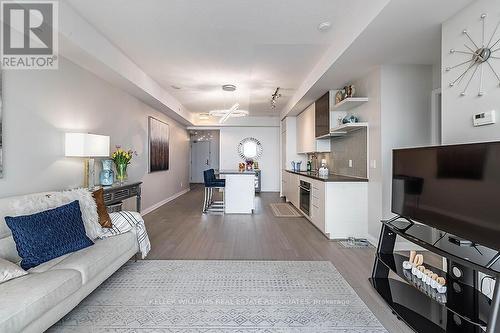 1003 - 59 Annie Craig Drive, Toronto, ON - Indoor Photo Showing Living Room