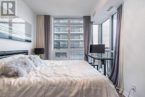 1003 - 59 Annie Craig Drive, Toronto, ON - Indoor Photo Showing Bedroom