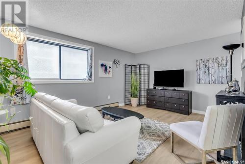 103 258 Pinehouse Place, Saskatoon, SK - Indoor Photo Showing Living Room