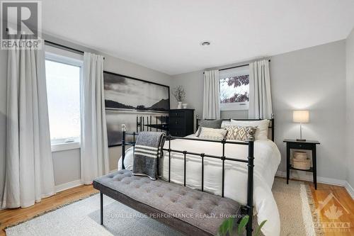 18 Birch Avenue, Ottawa, ON - Indoor Photo Showing Bedroom