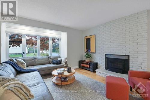 18 Birch Avenue, Ottawa, ON - Indoor Photo Showing Living Room With Fireplace