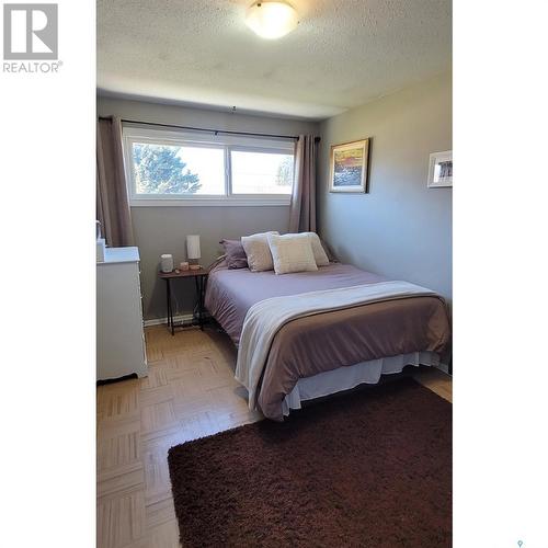 704 Railway Avenue, Loon Lake, SK - Indoor Photo Showing Bedroom