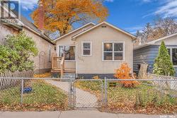 1207 D AVENUE N  Saskatoon, SK S7L 1N9