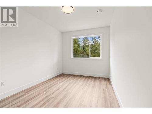 7004 Manning Place, Vernon, BC - Indoor Photo Showing Other Room