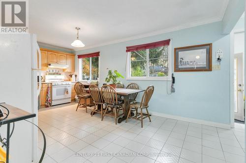 327 Base Line Road W, London, ON - Indoor Photo Showing Dining Room