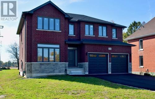 178 Graham Street, West Elgin (West Lorne), ON - Outdoor