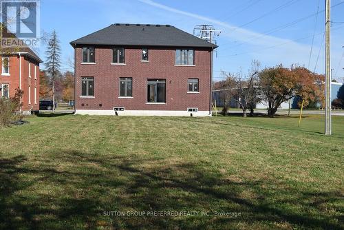 178 Graham Street, West Elgin (West Lorne), ON - Outdoor