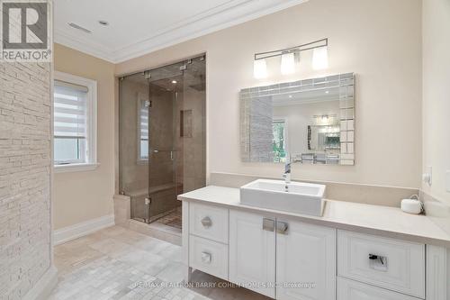 117 Upper Canada Drive, Toronto, ON - Indoor Photo Showing Bathroom