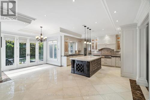 117 Upper Canada Drive, Toronto, ON - Indoor Photo Showing Kitchen With Upgraded Kitchen