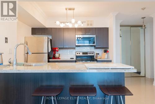 904 - 95 Lombard Street, Toronto, ON - Indoor Photo Showing Kitchen With Stainless Steel Kitchen With Double Sink With Upgraded Kitchen