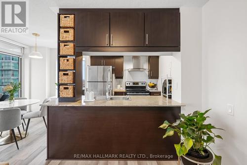 3110 - 25 Town Centre Court, Toronto, ON - Indoor Photo Showing Kitchen