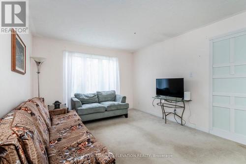 931 Montreal Street, Midland, ON - Indoor Photo Showing Living Room