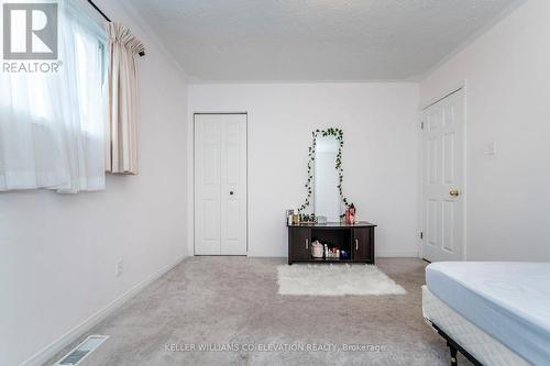 931 Montreal Street, Midland, ON - Indoor Photo Showing Other Room