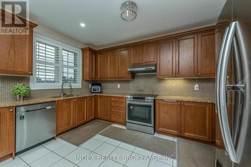 70 Zanetta Crescent, Brampton, ON - Indoor Photo Showing Kitchen With Stainless Steel Kitchen