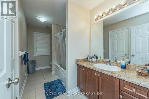 70 Zanetta Crescent, Brampton, ON - Indoor Photo Showing Bathroom