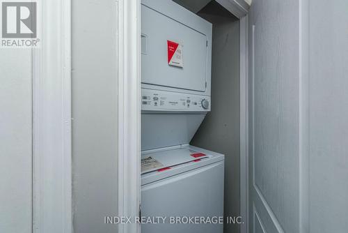 70 Zanetta Crescent, Brampton, ON - Indoor Photo Showing Laundry Room