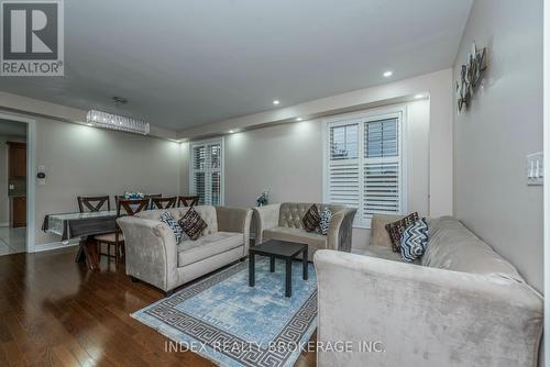 70 Zanetta Crescent, Brampton, ON - Indoor Photo Showing Living Room