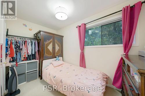 1660 Barbertown Road, Mississauga, ON - Indoor Photo Showing Bedroom