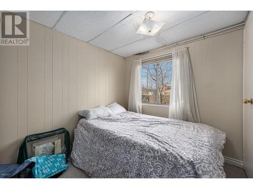 1020 Cody Road, Cache Creek, BC - Indoor Photo Showing Bedroom