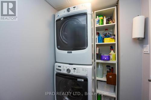 1411 - 3605 Kariya Drive, Mississauga, ON - Indoor Photo Showing Laundry Room